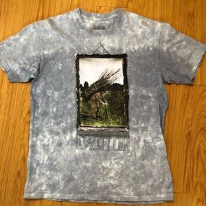 Led Zeppelin shirt